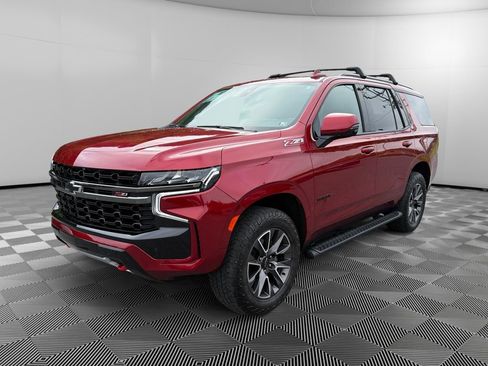 Used 2021 Chevrolet Tahoe Z71 w/ Z71 Signature Package image 3