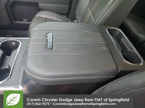 Used 2024 Chevrolet Silverado 3500 High Country w/ High Country Premium Package AWD/4WD image 28
