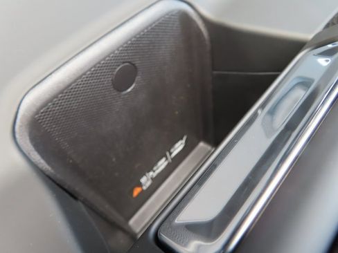 Certified 2025 Chevrolet Silverado 1500 ZR2 w/ Technology Package image 42