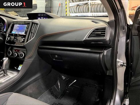 Certified 2022 Subaru Crosstrek 2.0i Premium w/ Moonroof Package image 18