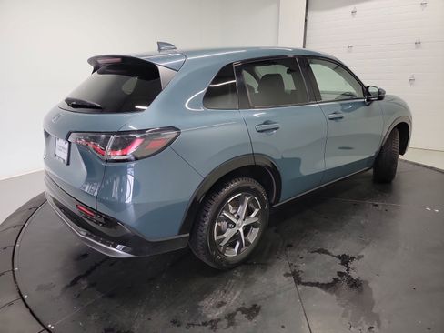 Certified 2024 Honda HR-V EX-L image 9