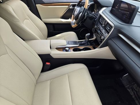 Used 2022 Lexus RX 450h AWD w/ Premium Package image 17
