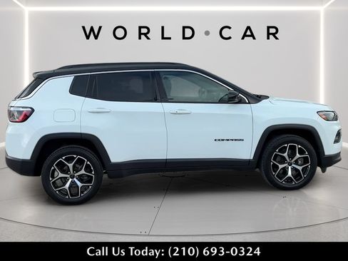 Used 2025 Jeep Compass Limited AWD/4WD image 8