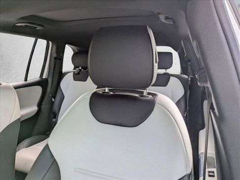 Certified 2023 Mercedes-Benz GLB 250 image 13