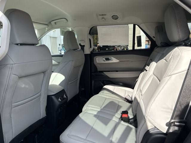 New 2026 Ford Explorer Active w/ Active Comfort Package AWD/4WD image 22