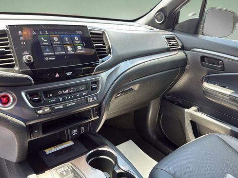Used 2023 Honda Passport EX-L image 28