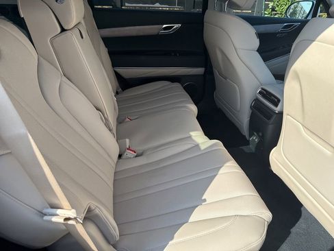 New 2026 Genesis GV80 2.5T Select image 11