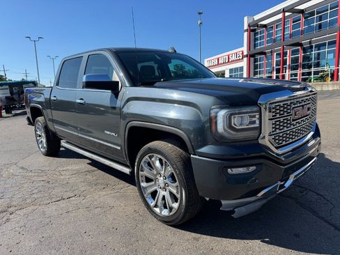Used 2018 GMC Sierra 1500 Denali w/ Denali Ultimate Package AWD/4WD image 7
