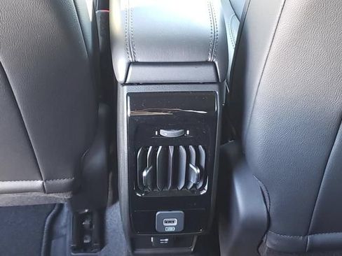 New 2026 Jeep Compass Limited AWD/4WD image 15