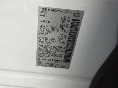 Used 2025 Nissan Murano SV FWD image 37