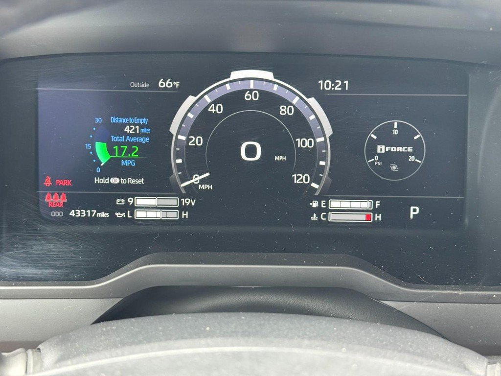 Used 2023 Toyota Tundra Platinum AWD/4WD image 29