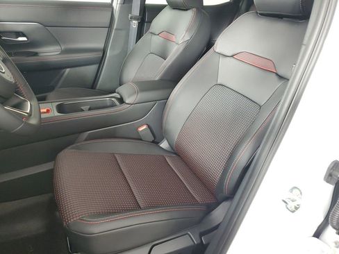 New 2026 Nissan Kicks SR w/ Illumination Package image 12