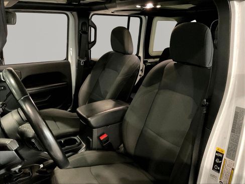 Used 2020 Jeep Wrangler Unlimited Sport AWD/4WD image 21