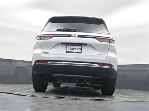 New 2025 Jeep Grand Cherokee Laredo image 41