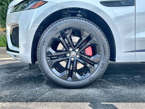 New 2026 Jaguar F-PACE R-Dynamic S image 10