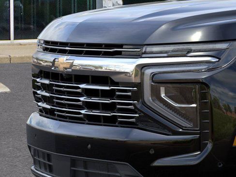 New 2026 Chevrolet Tahoe Premier w/ Sun And Tow Package AWD/4WD image 13
