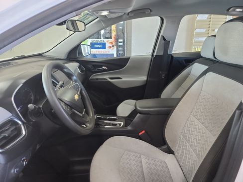 Used 2024 Chevrolet Equinox LS w/ LPO, Floor Liner Package FWD image 8