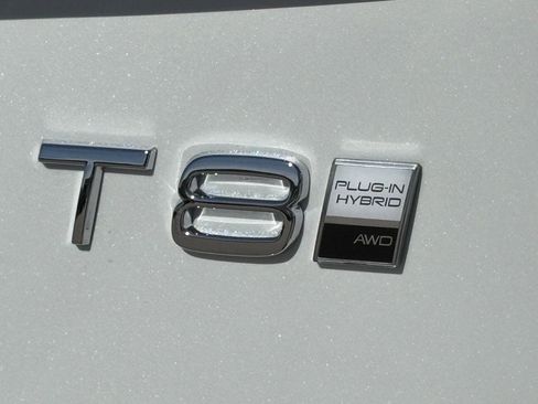 New 2026 Volvo XC90 T8 Plus AWD/4WD image 7