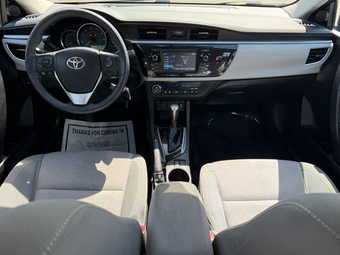 Used 2014 Toyota Corolla LE FWD image 23