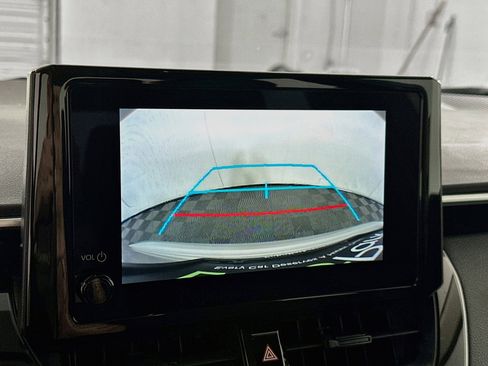 Used 2024 Toyota Corolla LE FWD image 23