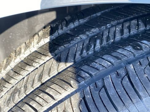 New 2026 Nissan Sentra SV image 32