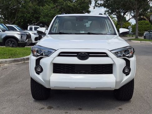 Used 2023 Toyota 4Runner SR5 Premium w/ Moonroof Package AWD/4WD image 2