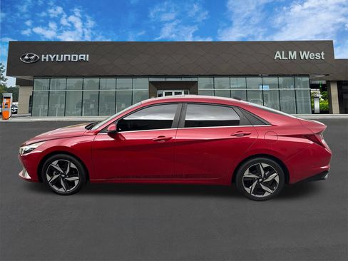 Used 2023 Hyundai Elantra Limited FWD image 8