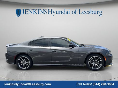 Used 2023 Dodge Charger R/T w/ Plus Group RWD image 3