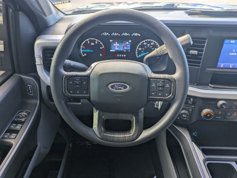 Used 2025 Ford F250 XLT w/ FX4 Off-Road Package AWD/4WD image 25