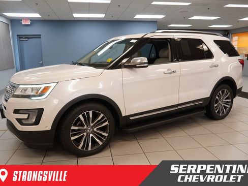 Used 2017 Ford Explorer Platinum image 1
