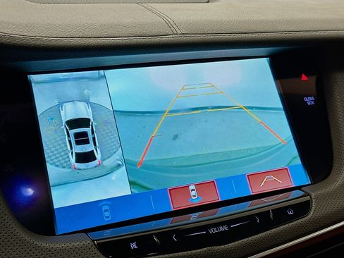 Used 2018 Cadillac CT6 Luxury image 23