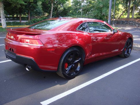 Used 2015 Chevrolet Camaro SS RWD image 7