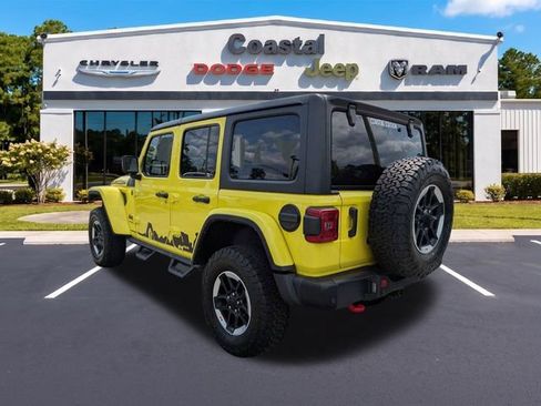 Used 2022 Jeep Wrangler Unlimited Rubicon w/ Steel Bumper Group AWD/4WD image 6