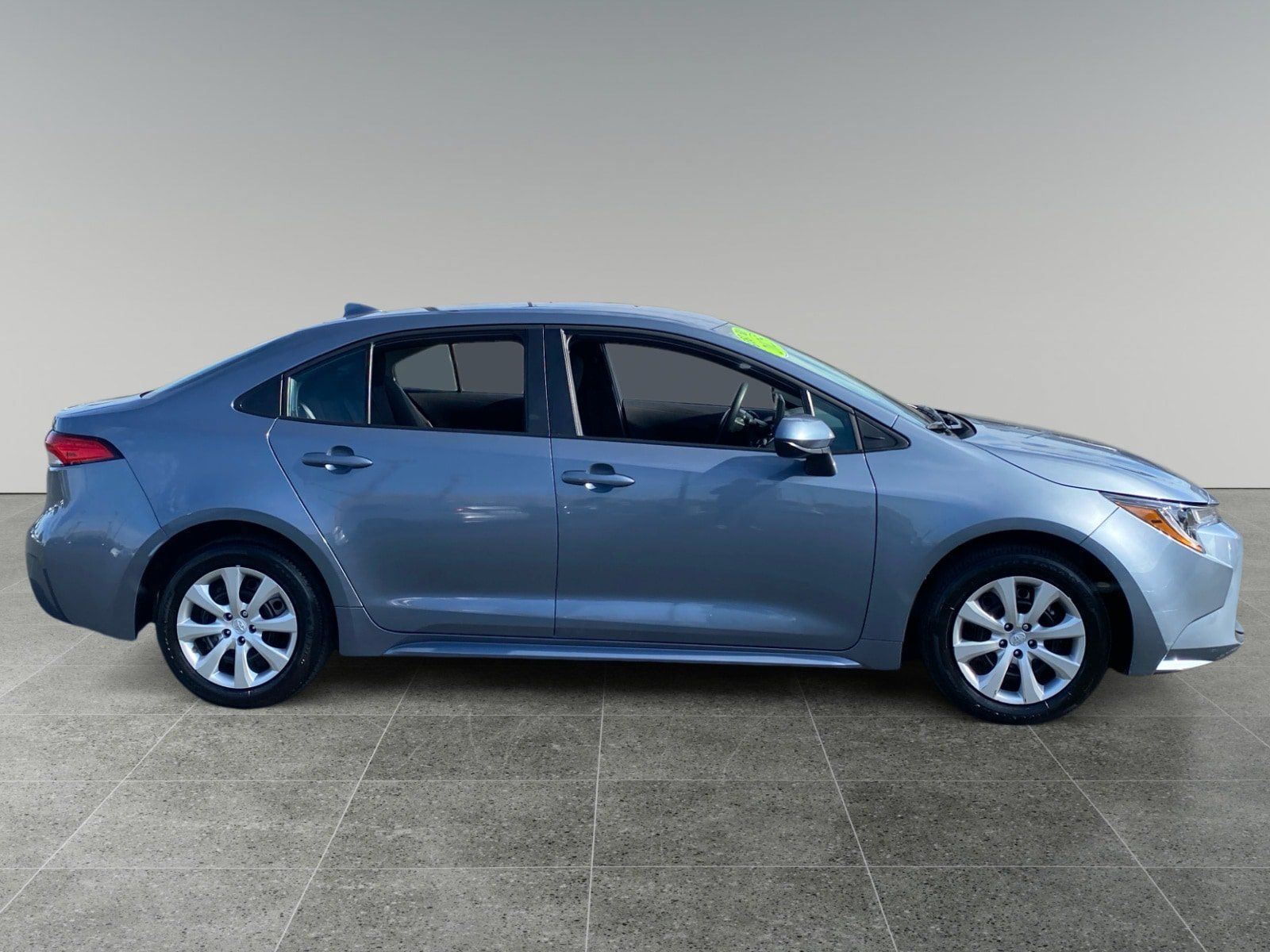 Used 2025 Toyota Corolla LE FWD image 6