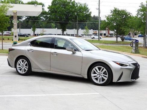 Used 2022 Lexus IS 300 RWD image 31