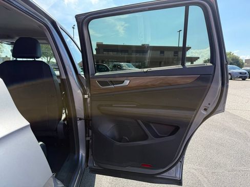Used 2026 Volkswagen Atlas SE AWD/4WD image 13