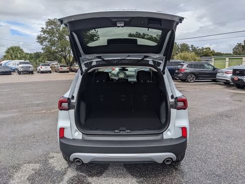New 2026 Ford Escape Active FWD image 12