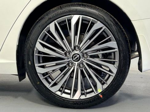 Used 2025 Nissan Altima 2.5 SL image 35