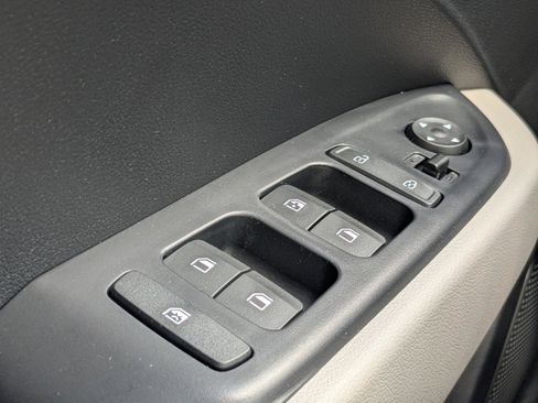 New 2026 Hyundai Venue SEL image 29