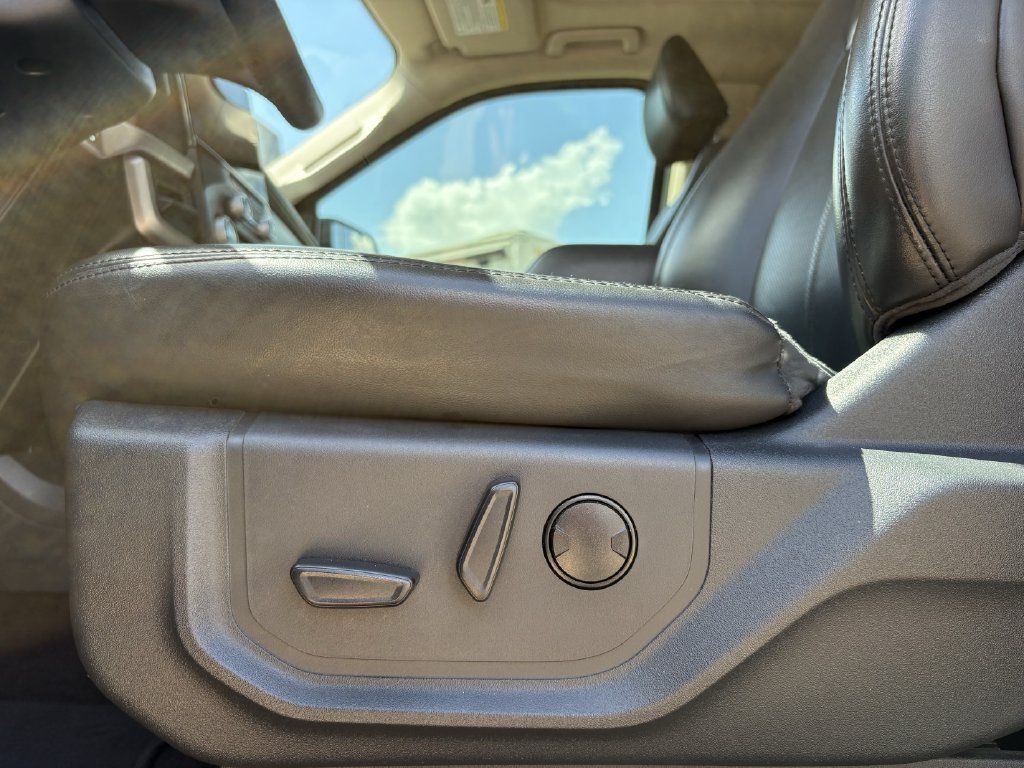 Used 2022 Ford Expedition Max XLT RWD image 12