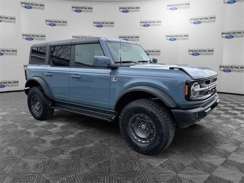 New 2025 Ford Bronco Outer Banks image 7