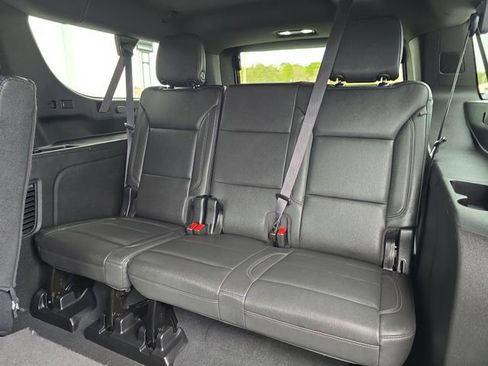 Certified 2024 Chevrolet Suburban LT image 16