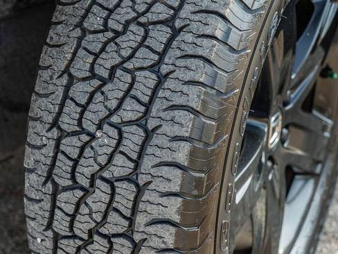 Used 2022 Honda Ridgeline Black Edition image 16