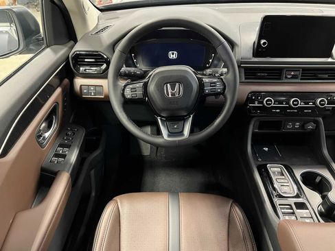 New 2025 Honda Pilot Elite image 17