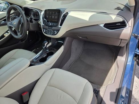 Used 2024 Chevrolet Malibu LT FWD image 18