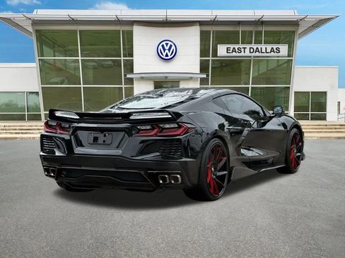 Used 2021 Chevrolet Corvette Stingray Premium Cpe w/ Z51 Performance Package RWD image 3
