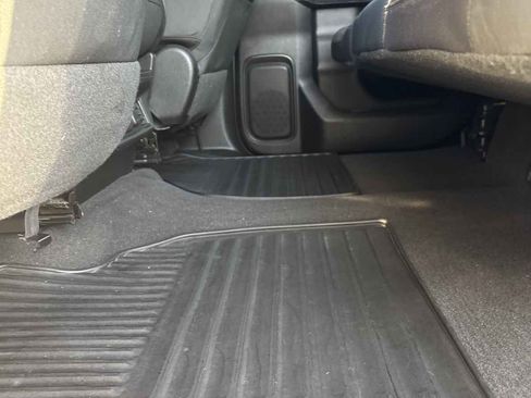 Used 2019 Chevrolet Silverado 1500 LT w/ All-Star Edition AWD/4WD image 19