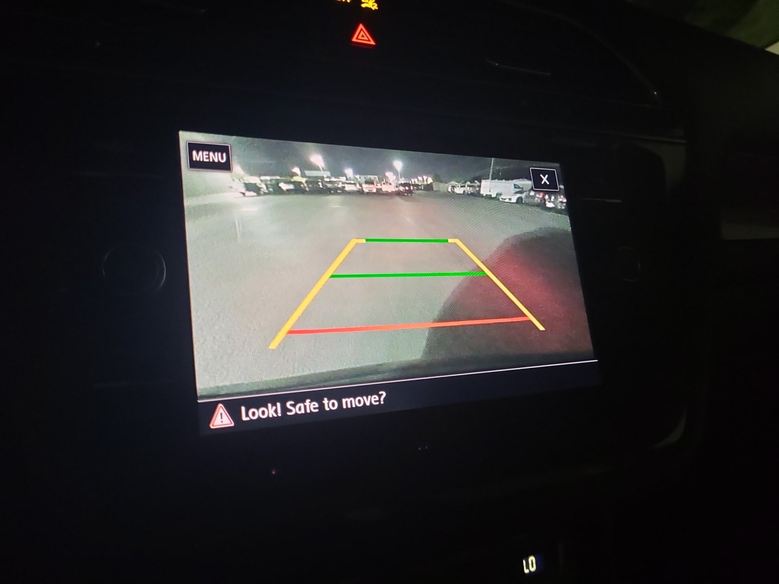 Used 2020 Volkswagen Tiguan SE FWD image 27
