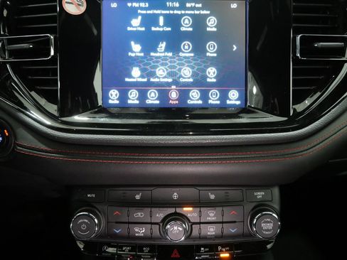 Used 2023 Dodge Durango GT AWD/4WD image 18