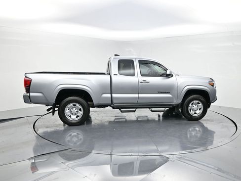 Used 2023 Toyota Tacoma SR5 image 4